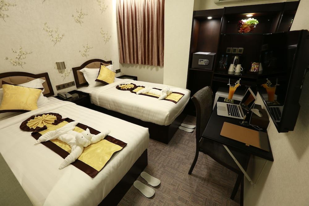 Rose Palace Hotel Yangon Extérieur photo