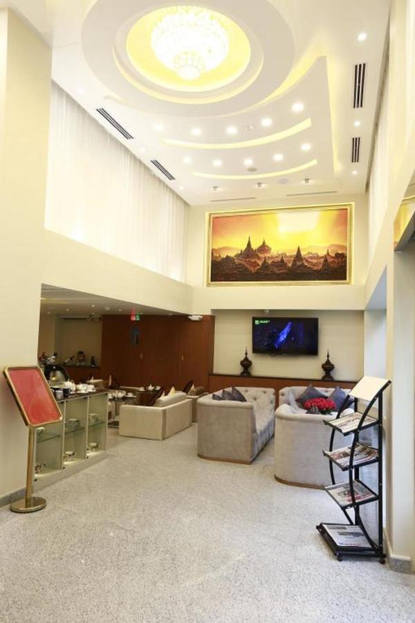 Rose Palace Hotel Yangon Extérieur photo
